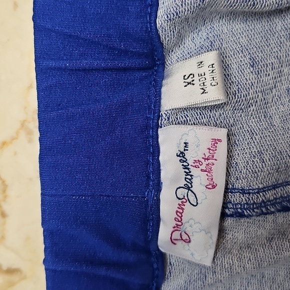 NWT DreamJeannes by Quacker Factory Stretch Blue Capri Pants Bling XS - Picture 3 of 6